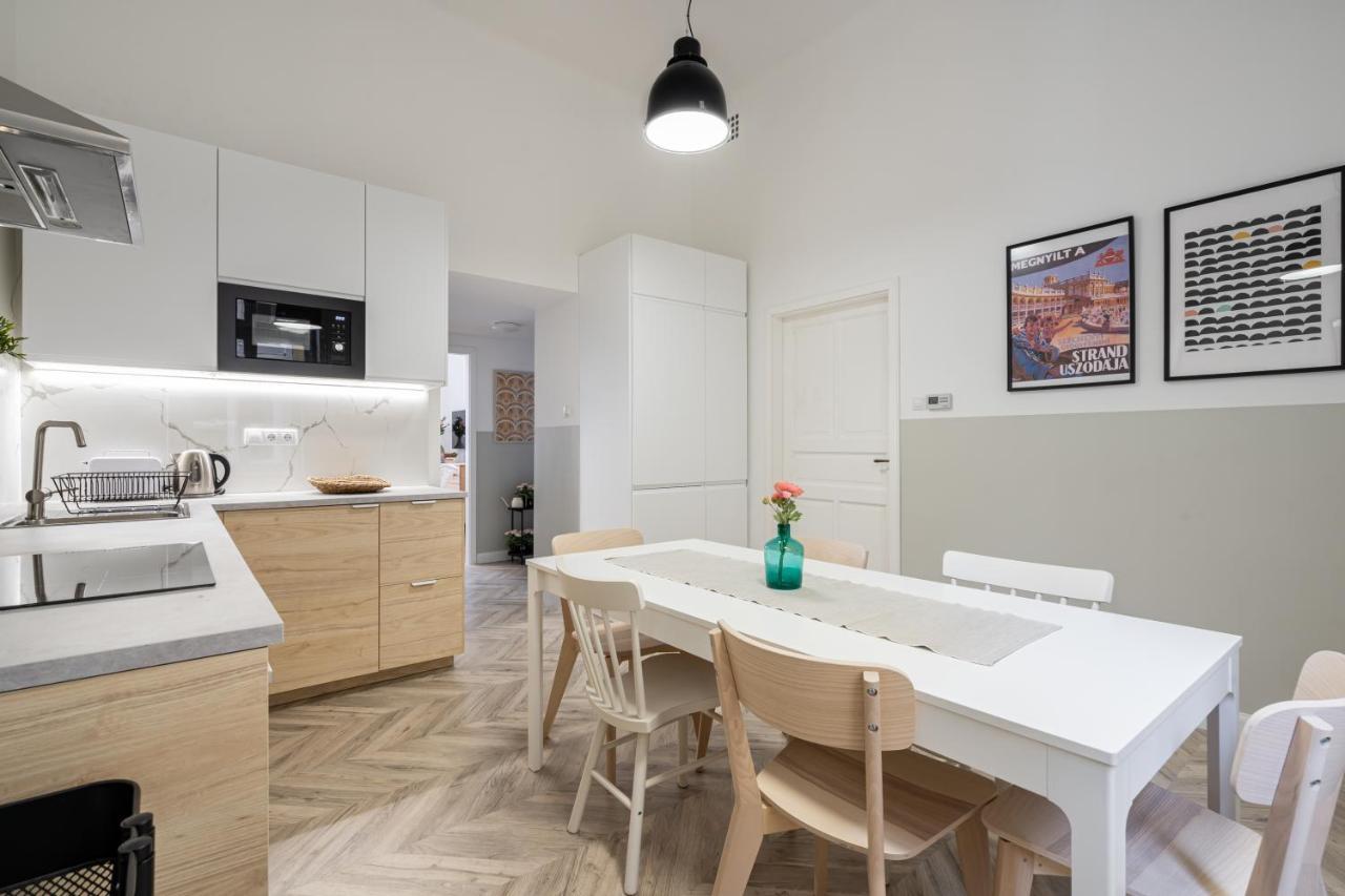 Atmos Glare Apartment 부다페스트 외부 사진